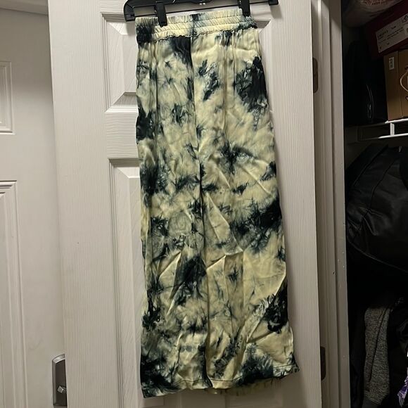 Black and White Tye Dye Soft Pants -Draw String - Wide Leg - Comfortable Pants - Picture 1 of 5